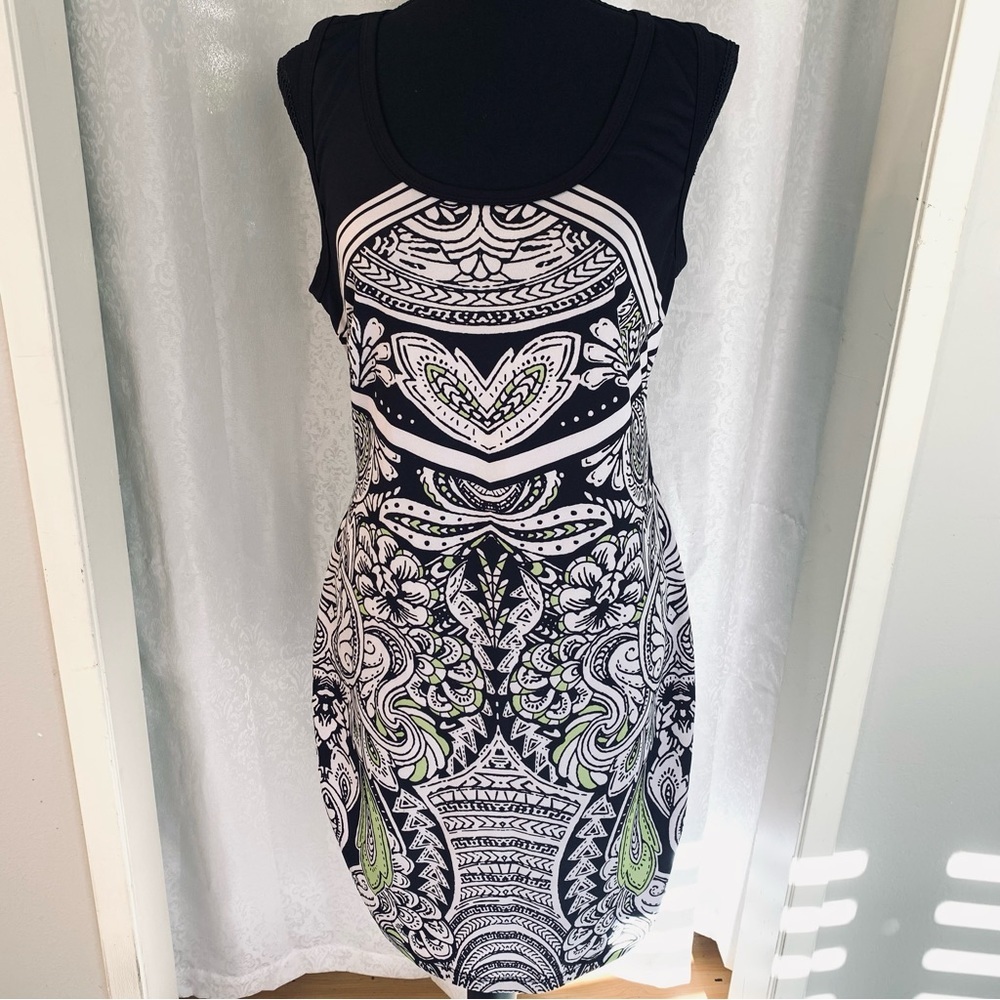 RAMPAGE DAMASK PRINT JERSEY DRESS Sz: L